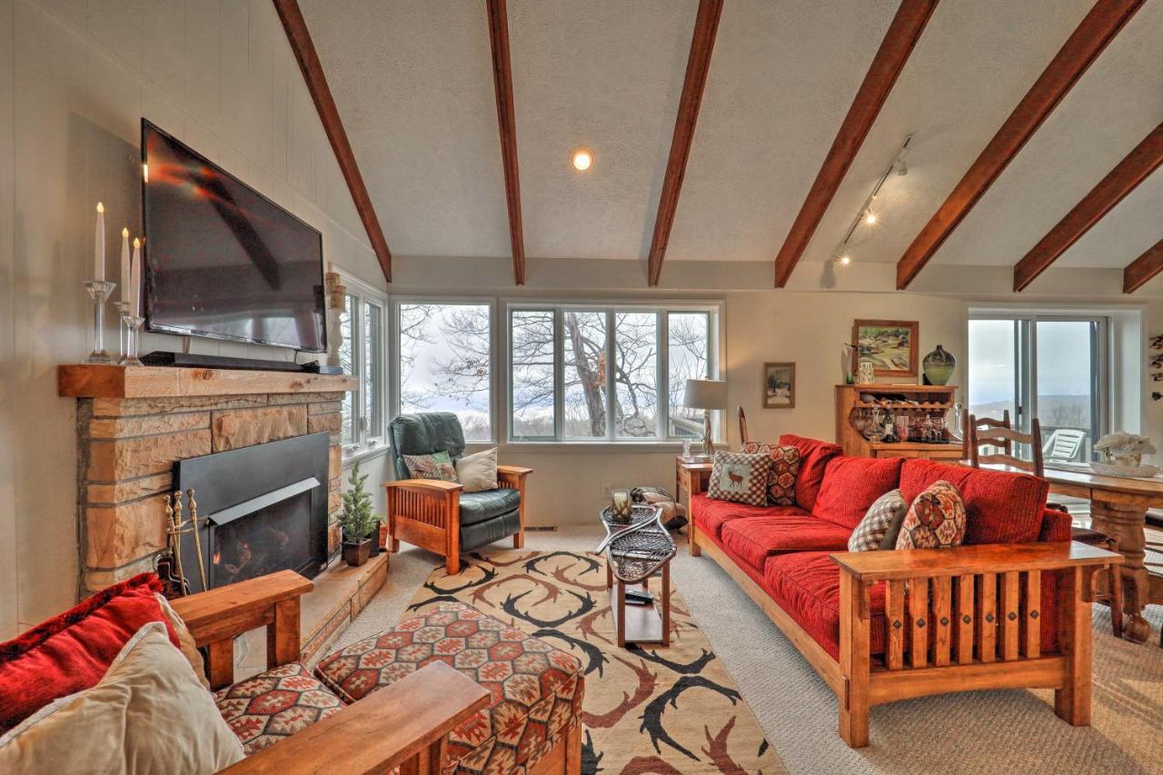 Beautiful Beech Mountain Condo With Private Balcony! Exterior photo