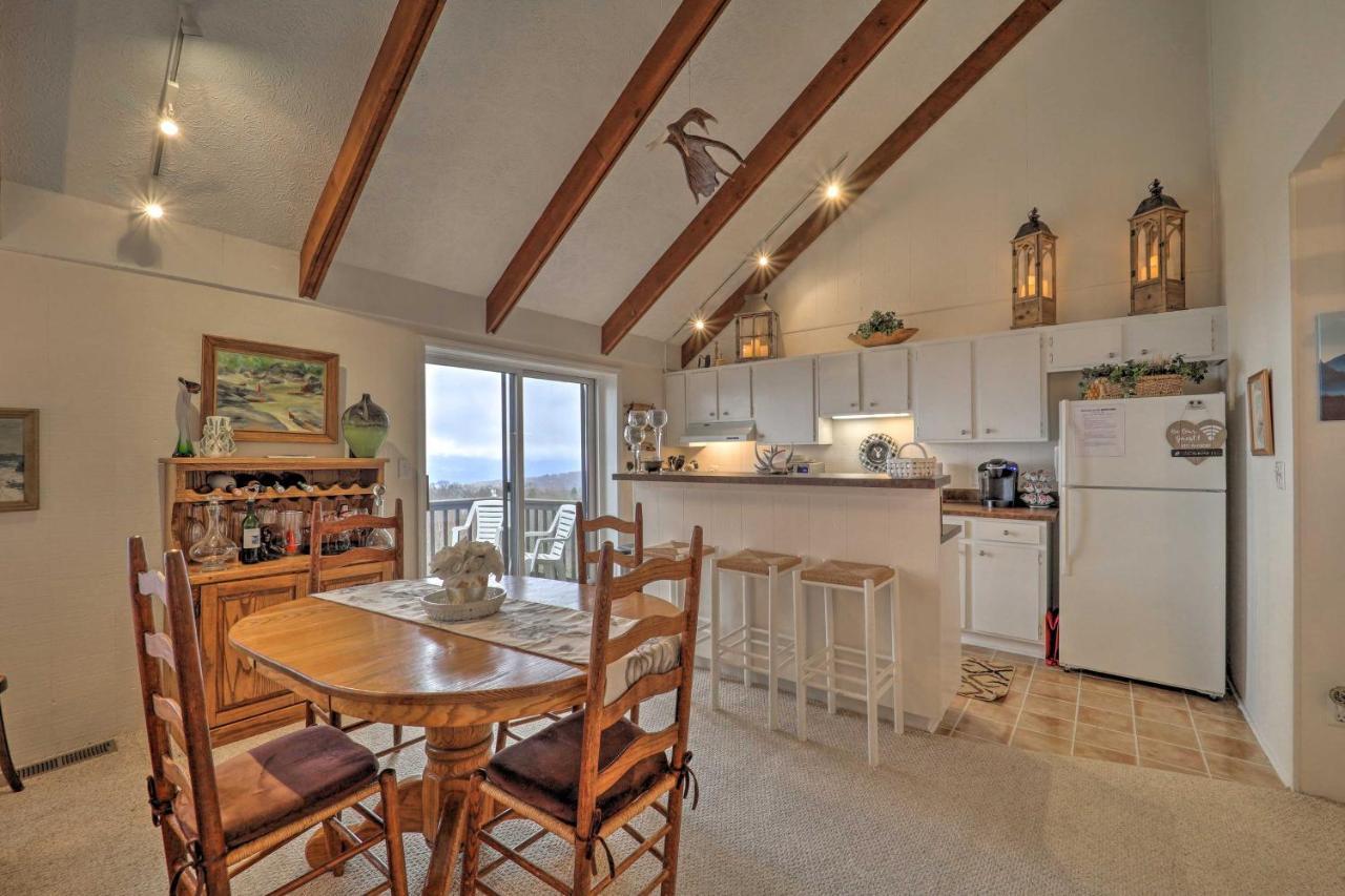 Beautiful Beech Mountain Condo With Private Balcony! Exterior photo