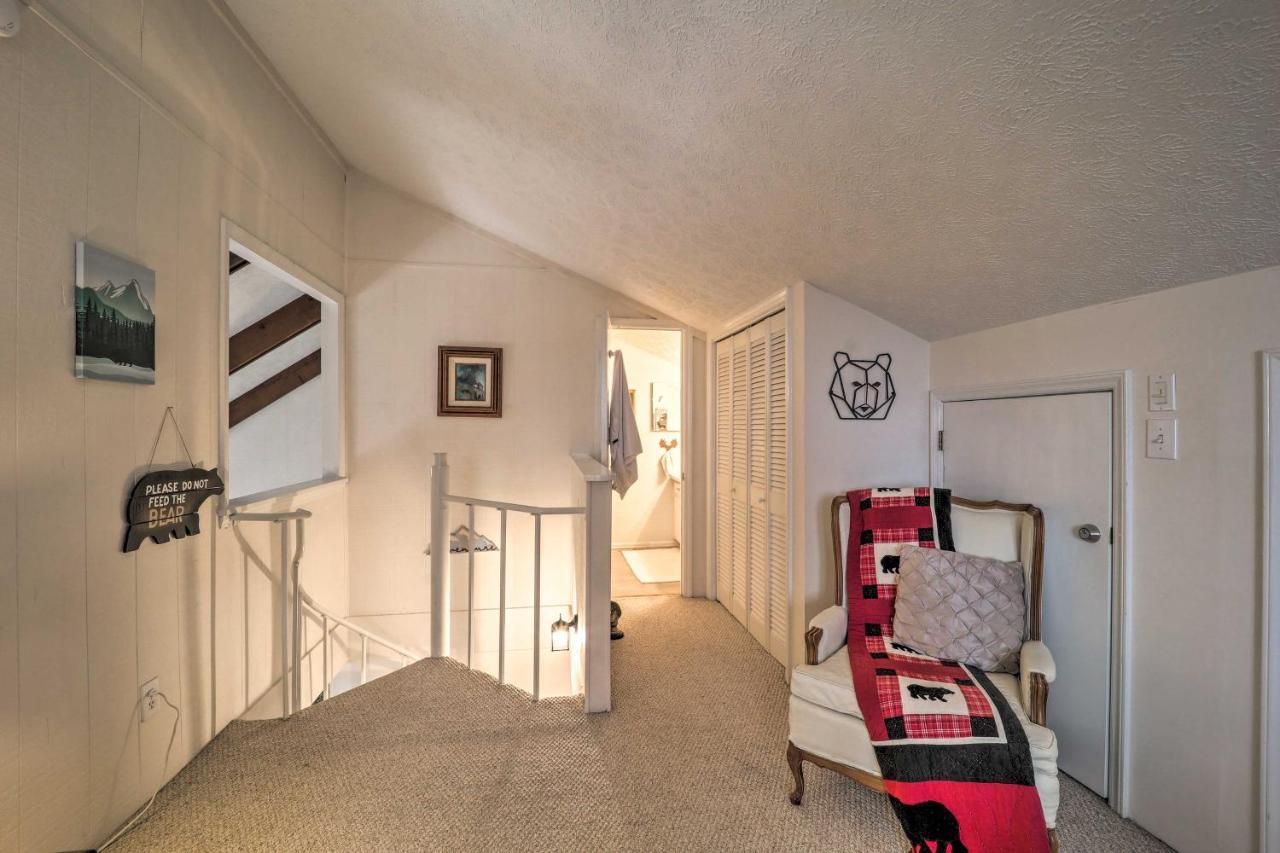 Beautiful Beech Mountain Condo With Private Balcony! Exterior photo