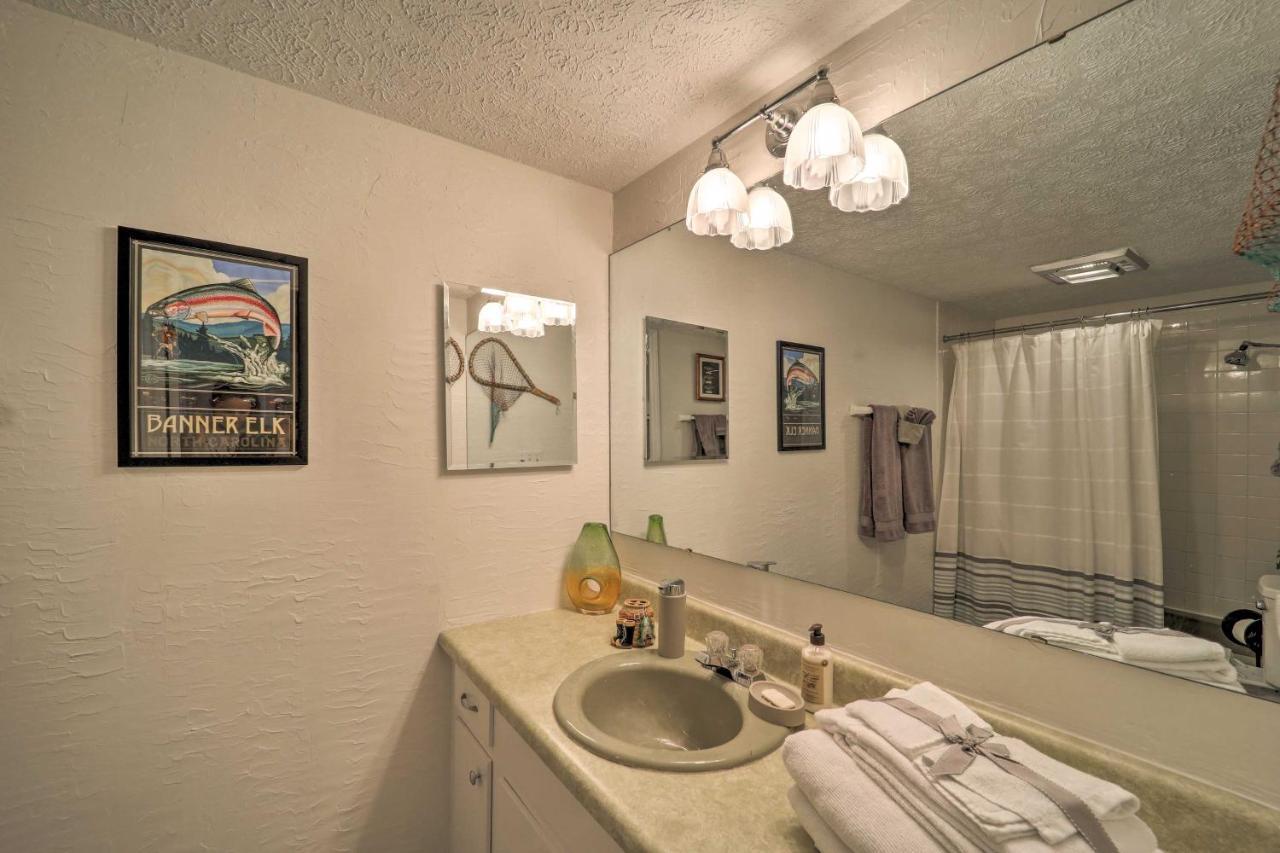 Beautiful Beech Mountain Condo With Private Balcony! Exterior photo
