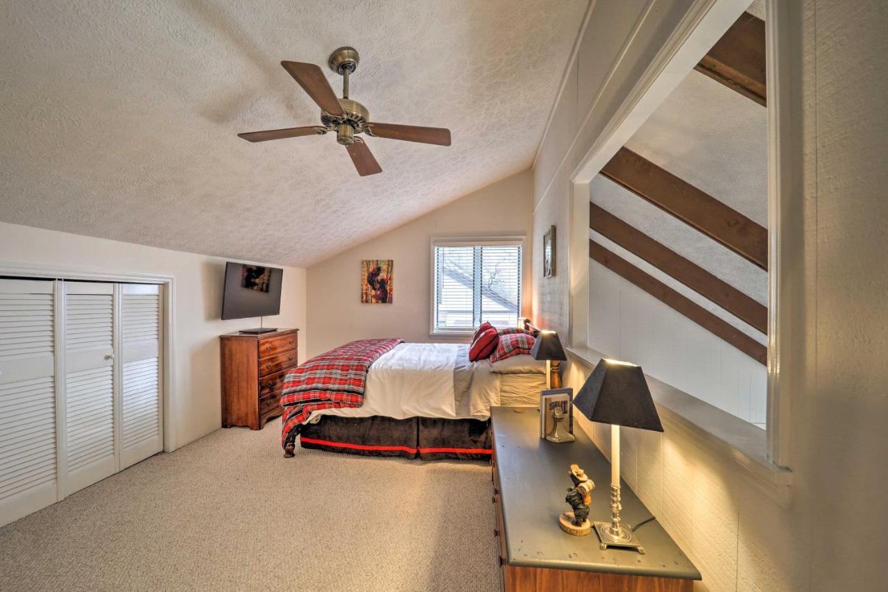 Beautiful Beech Mountain Condo With Private Balcony! Exterior photo